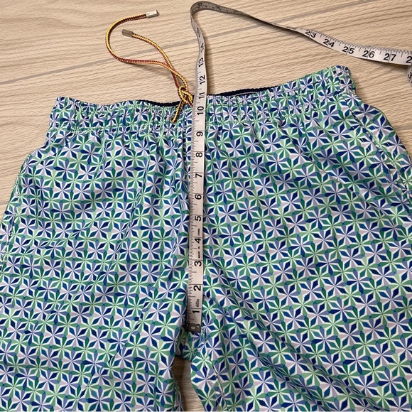 Bugatchi Mid Length 7” Blue Green Geometric Swim Lined Shorts Trunks Mens Size M - Picture 12 of 13